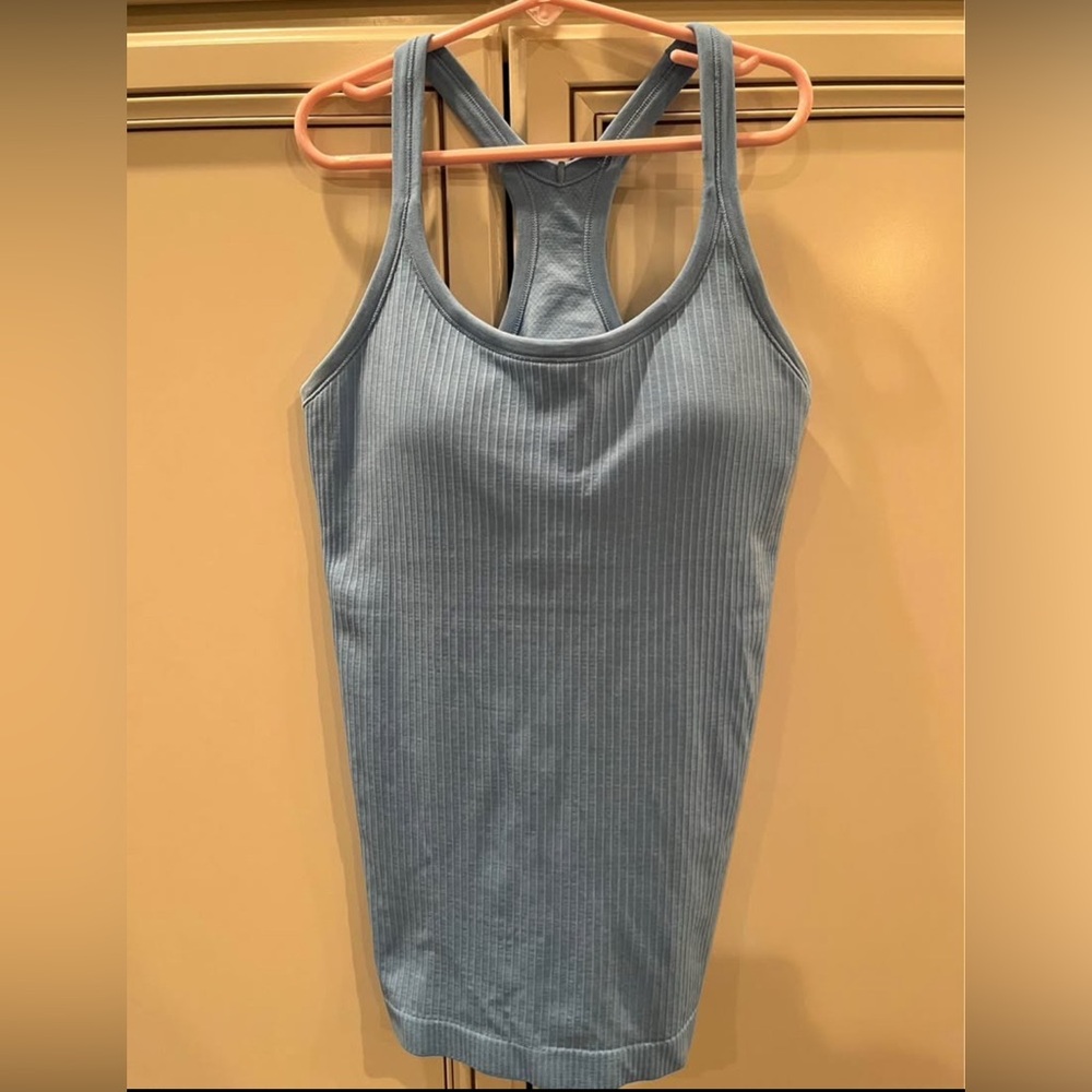 Lululemon Athletica Ebb to Street Tank, Size 6, Aero Blue